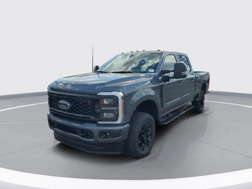 2026 Ford F-350 XL photo 1