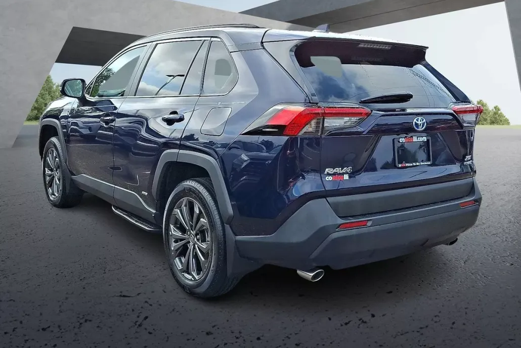 2024 Toyota RAV4 Hybrid XLE Premium photo 1
