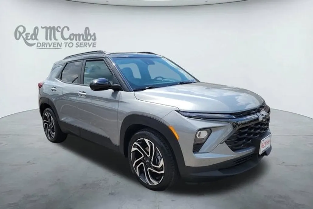 2025 Chevrolet Trailblazer RS photo 1