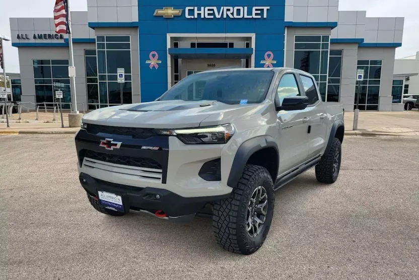 2026 Chevrolet Colorado ZR2 photo 1