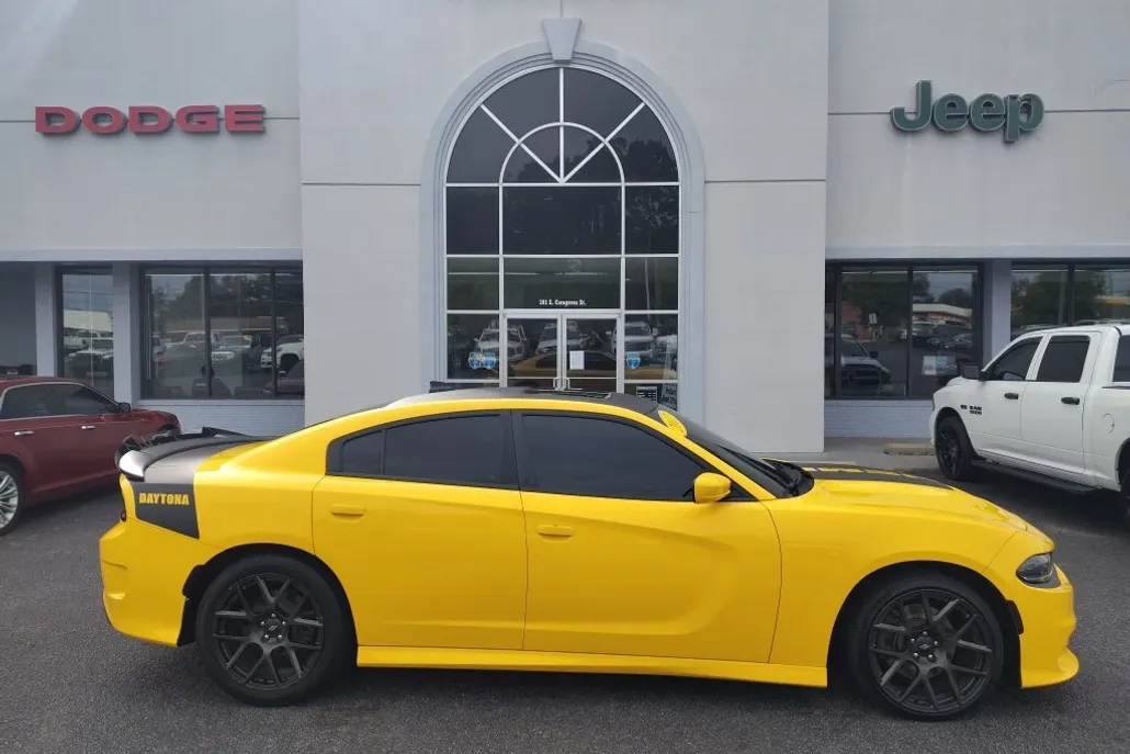 2017 Dodge Charger Daytona photo 1
