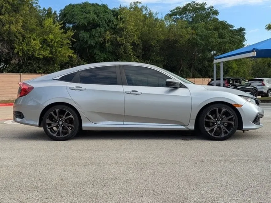 2020 Honda Civic Sport photo 1