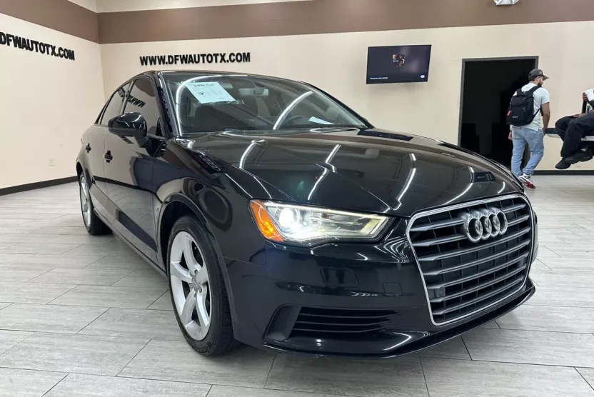 2016 Audi A3 1.8T Premium photo 1