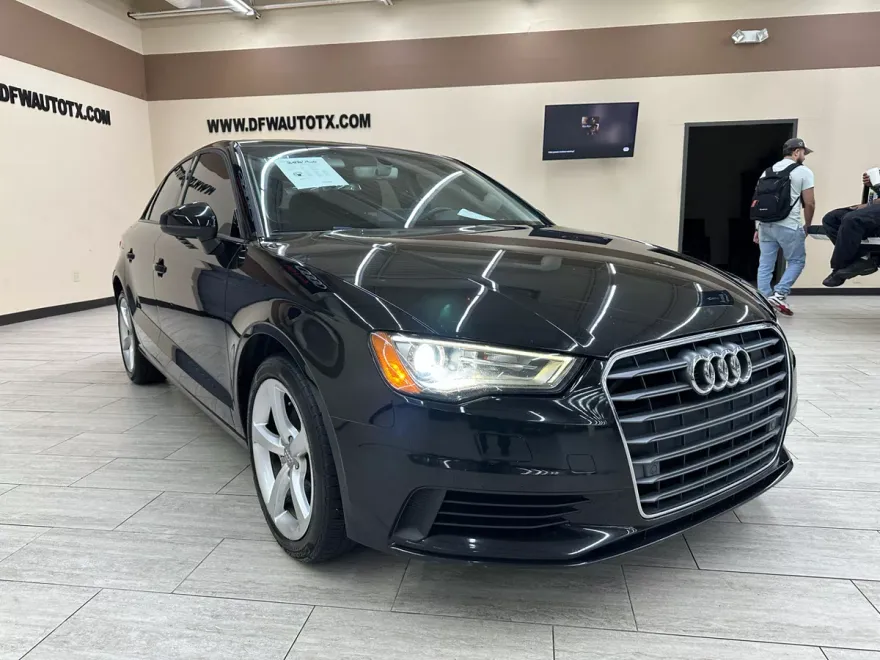 2016 Audi A3 1.8T Premium photo 1