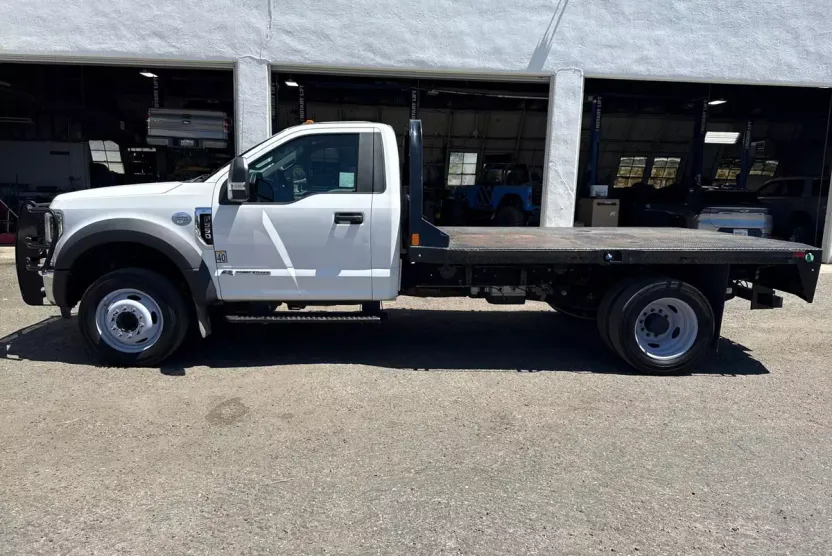 2019 Ford F-550 photo 1