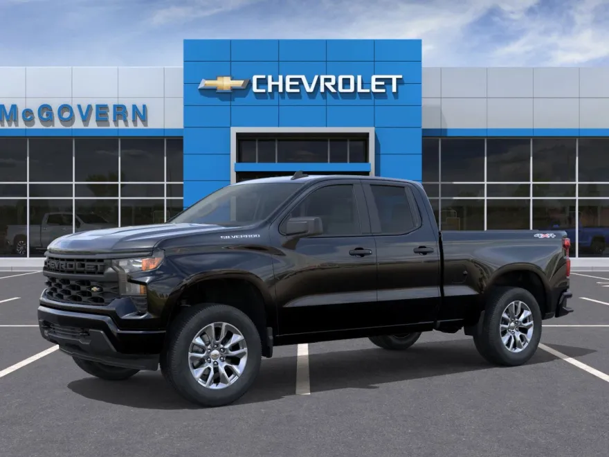 2026 Chevrolet Silverado 1500 Custom photo 1