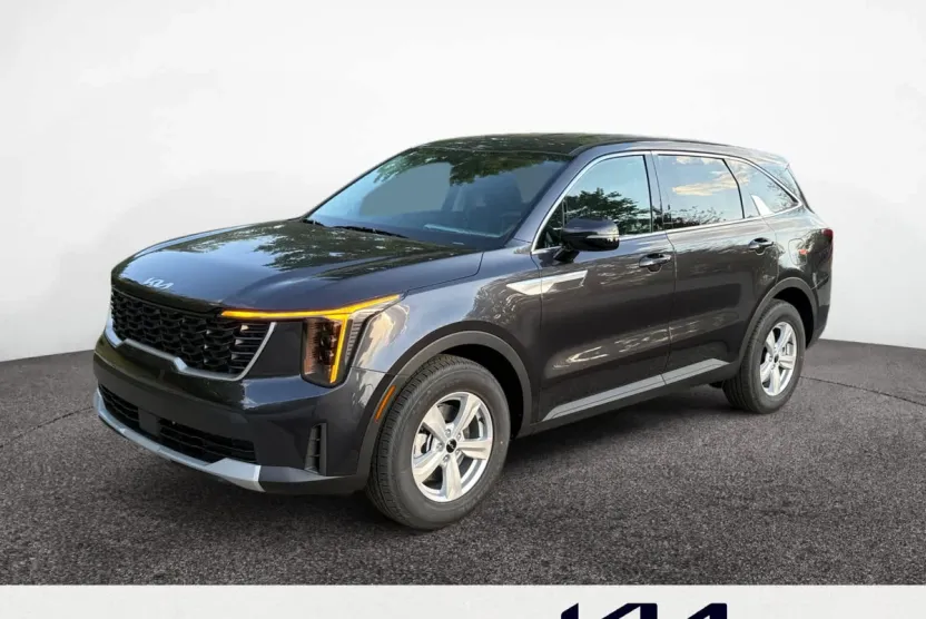 2026 Kia Sorento LX photo 1