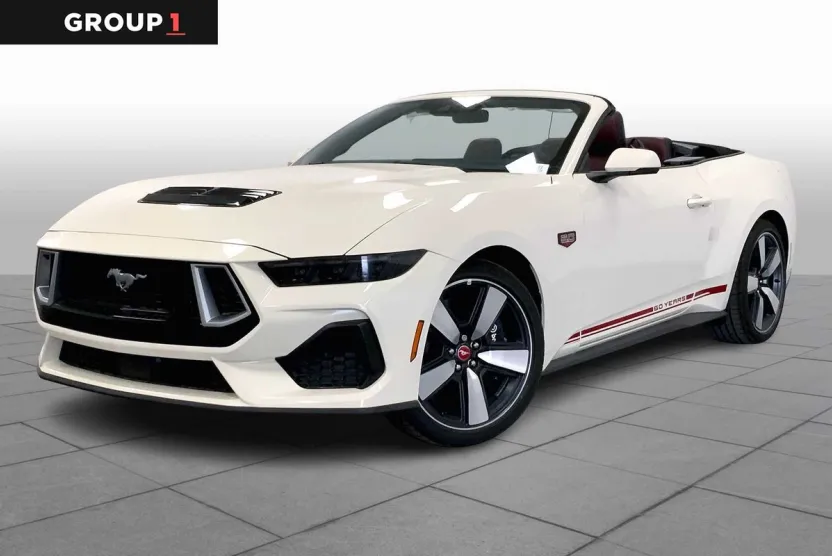 2025 Ford Mustang GT Premium photo 1
