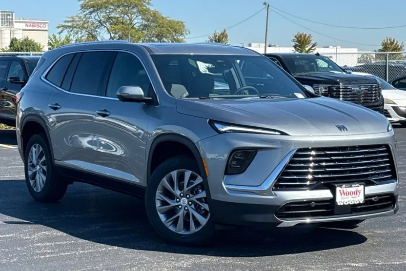 2026 Buick Enclave Preferred photo 1