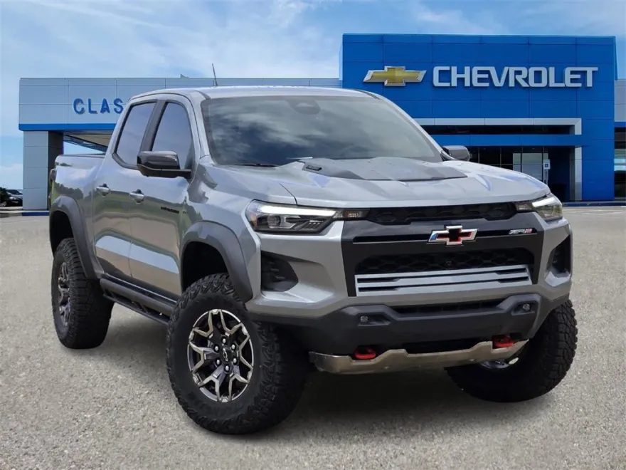 2026 Chevrolet Colorado ZR2 photo 1