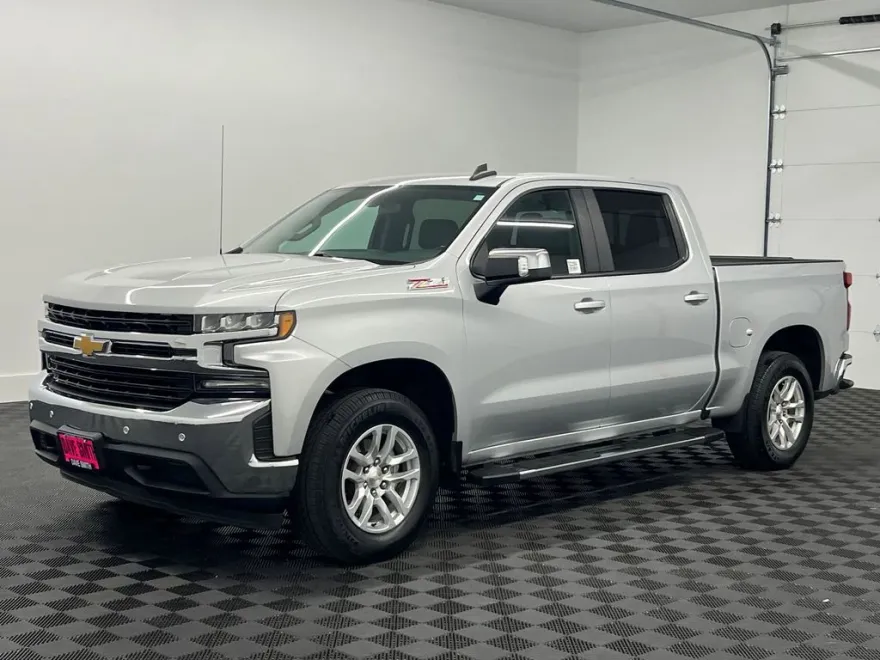 2019 Chevrolet Silverado 1500 LT photo 1