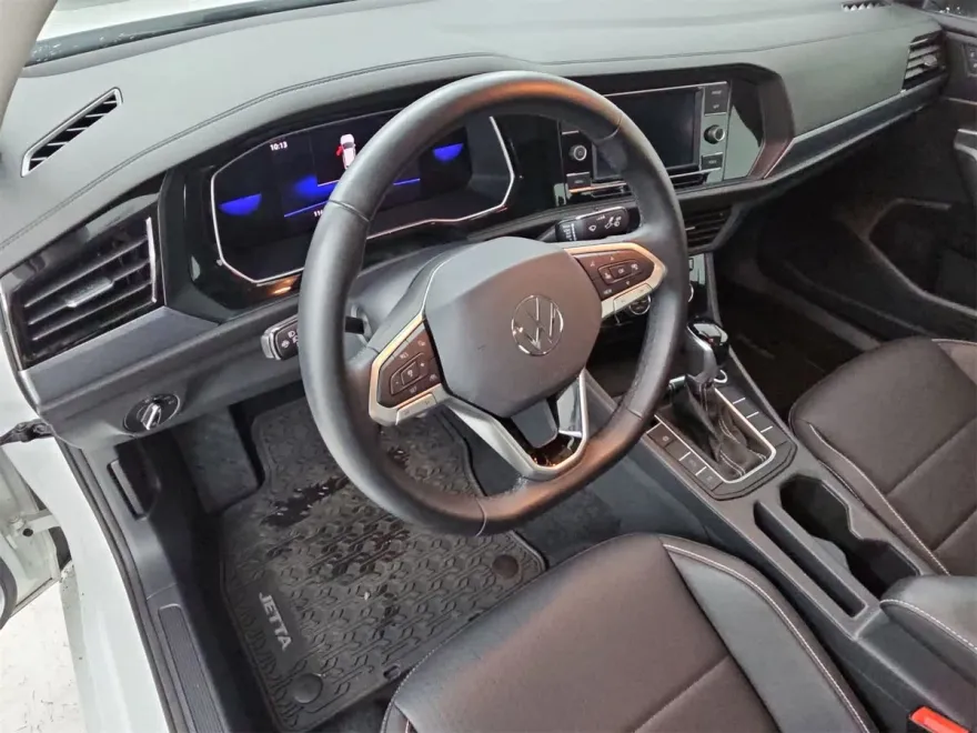 2024 Volkswagen Jetta 1.5T SE photo 1
