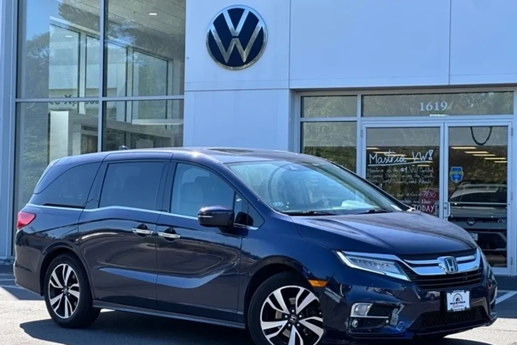 2020 Honda Odyssey Elite photo 1