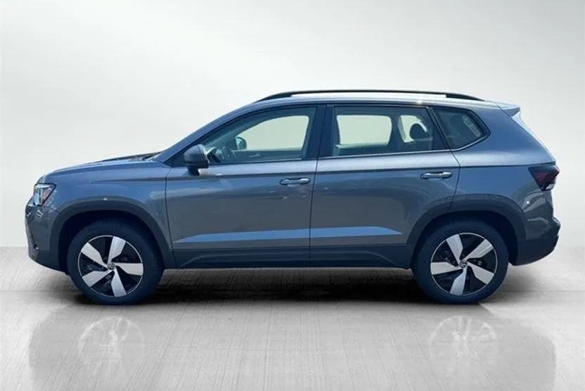 2025 Volkswagen Taos S photo 1