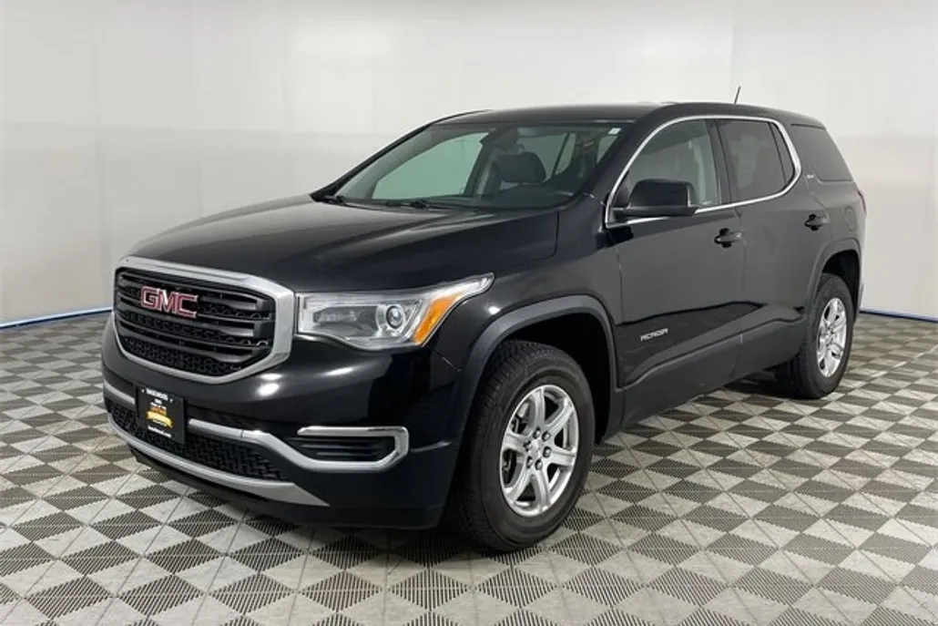 2017 Gmc Acadia SLE photo 1