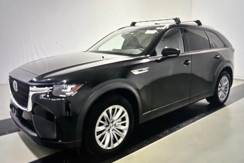 2024 Mazda CX-90 Preferred photo 1