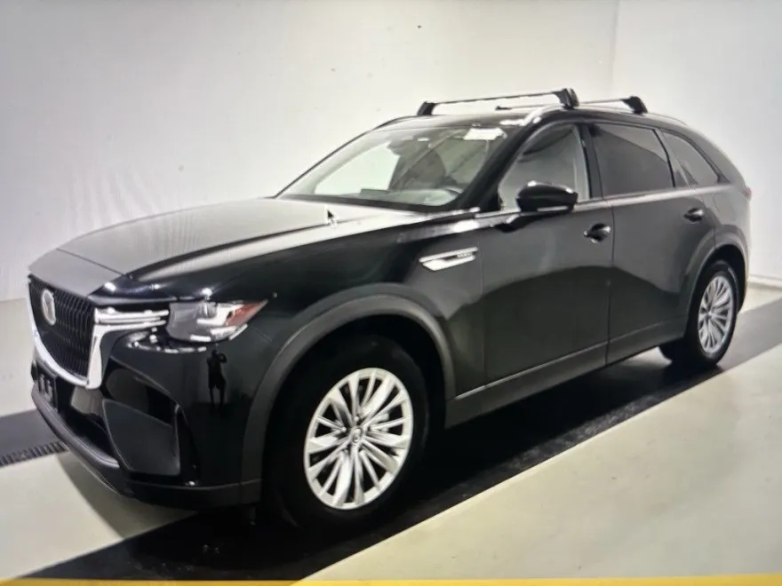 2024 Mazda CX-90 Preferred photo 1