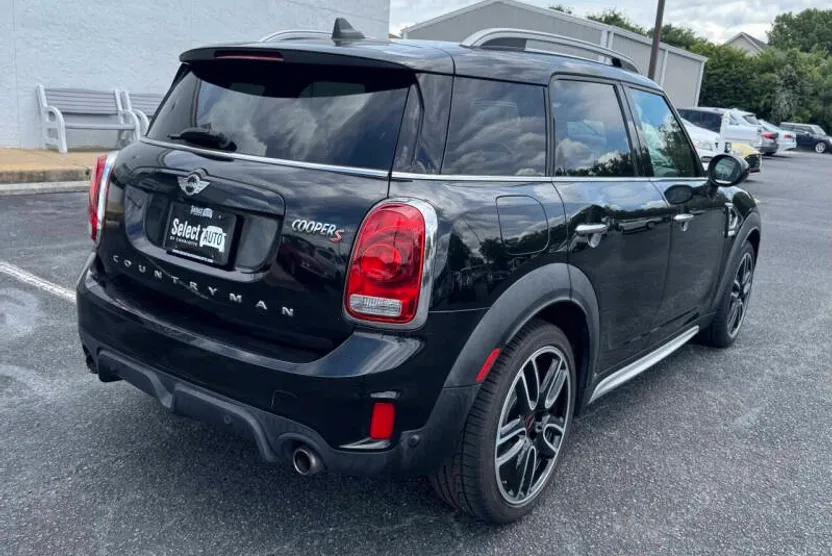 2017 Mini Countryman S photo 1