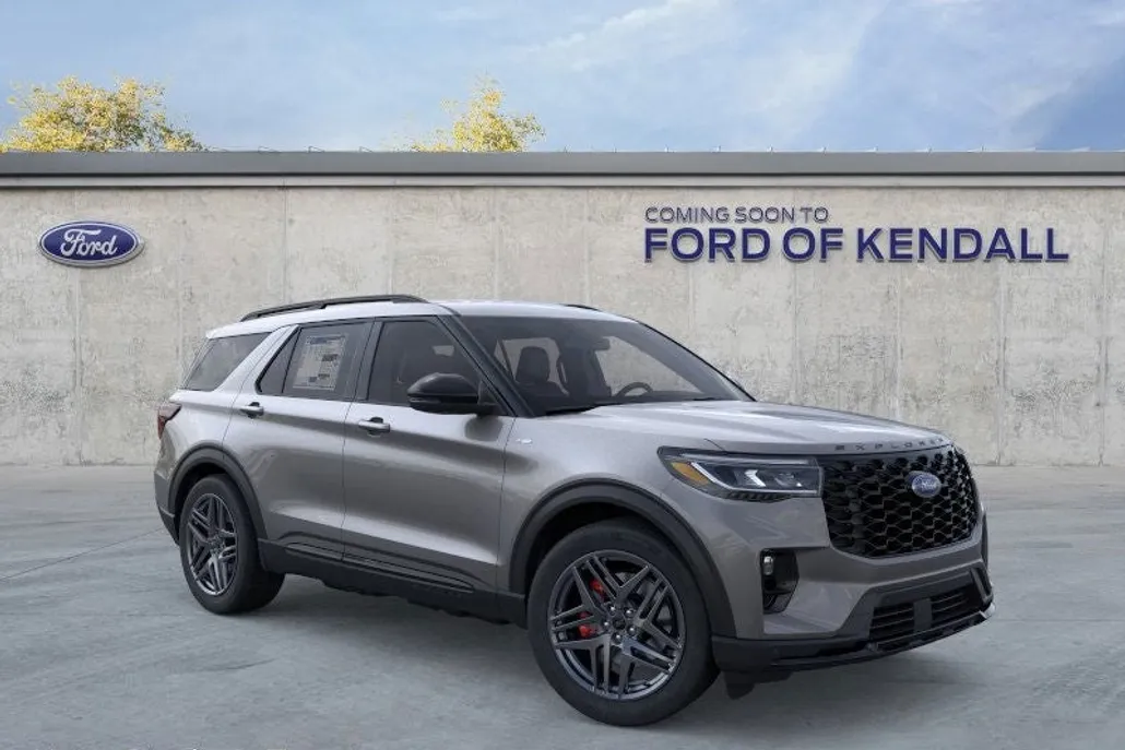 2025 Ford Explorer ST-Line photo 1