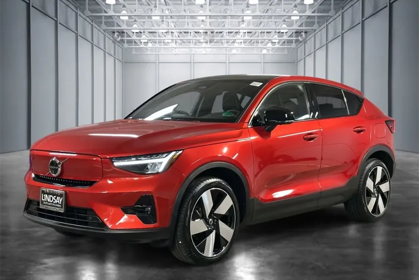 2024 Volvo C40 Recharge Plus photo 1