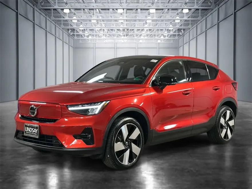 2024 Volvo C40 Recharge Plus photo 1