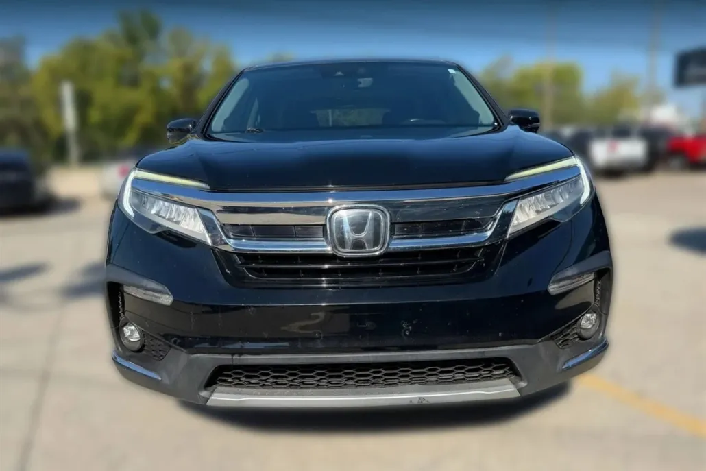 2019 Honda Pilot Touring photo 1