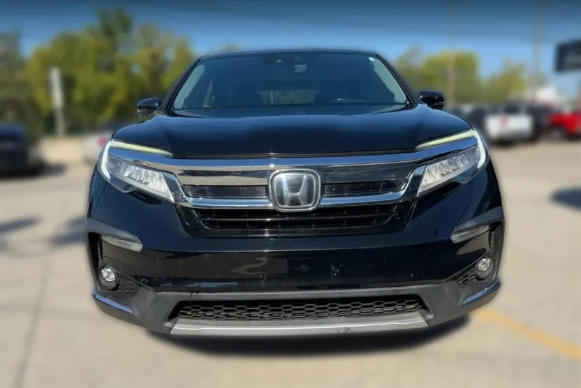 2019 Honda Pilot Touring photo 1