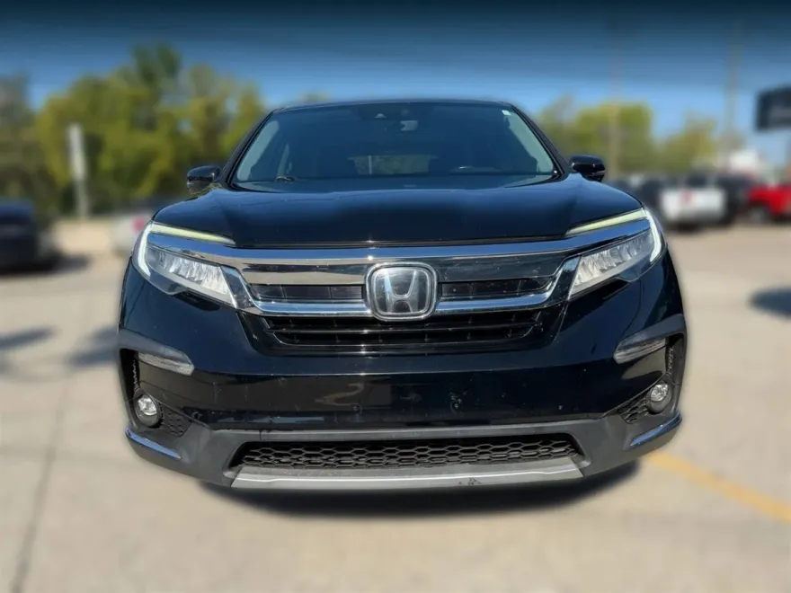 2019 Honda Pilot Touring photo 1
