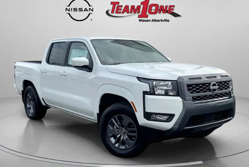 2025 Nissan Frontier SV Crew Cab photo 1