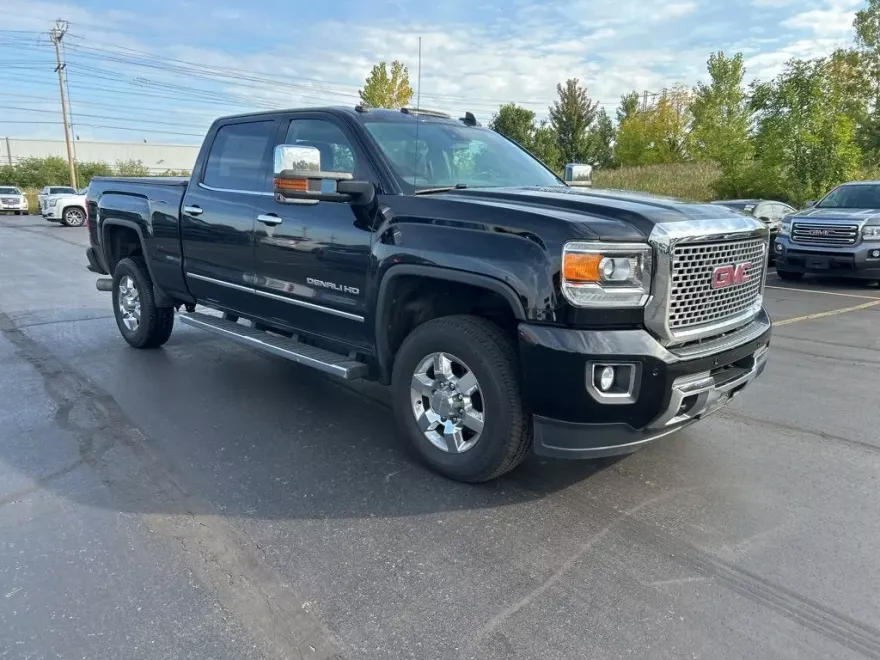 2015 Gmc Sierra 3500 HD Denali photo 1