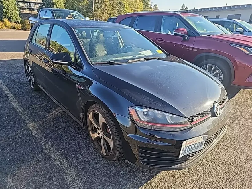 2016 Volkswagen Golf GTI Performance photo 1