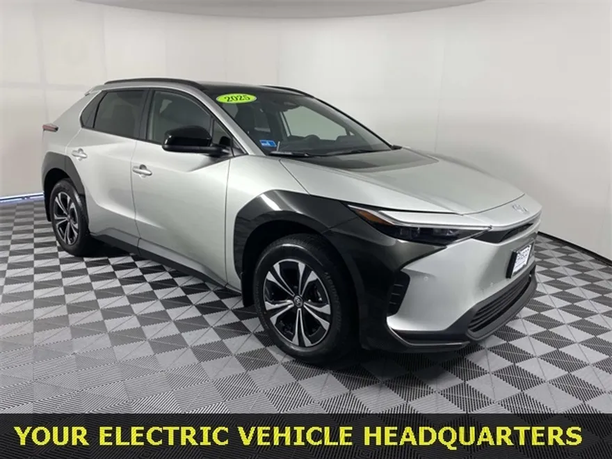 2025 Toyota bZ4X XLE photo 1