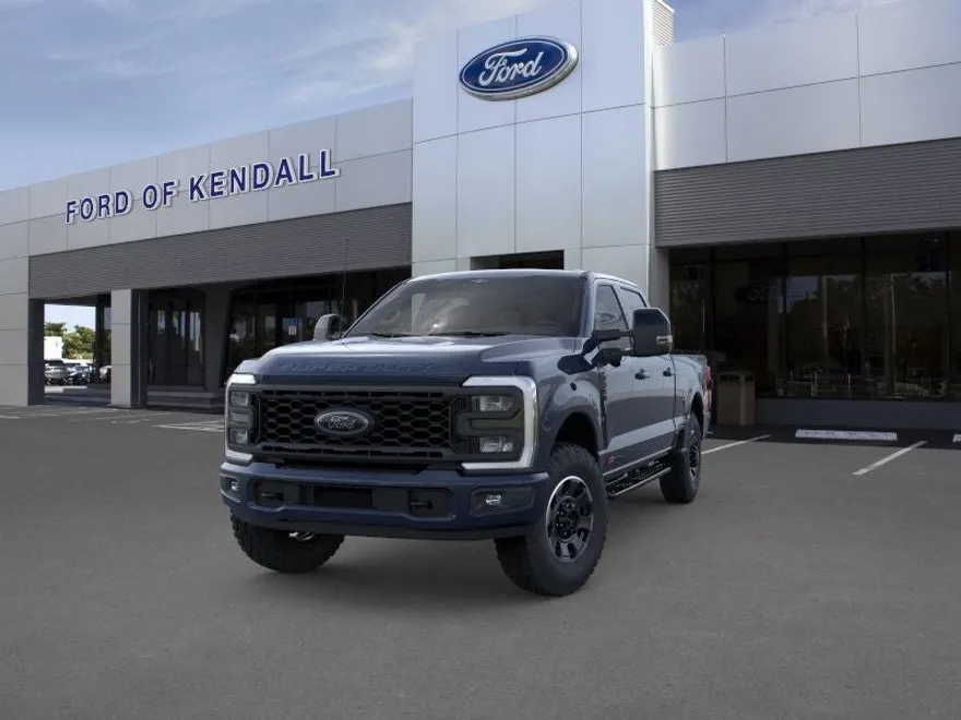 2025 Ford F-350 Lariat photo 1