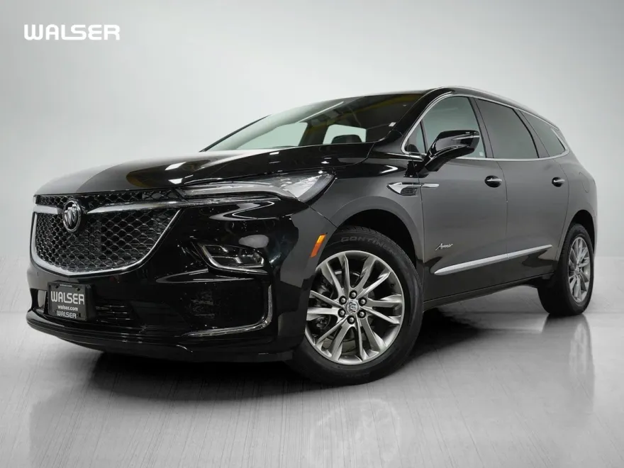 2024 Buick Enclave Avenir photo 1