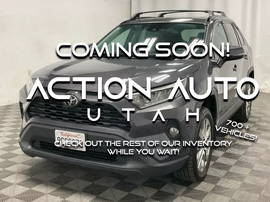 2020 Toyota RAV4 XLE Premium photo 1