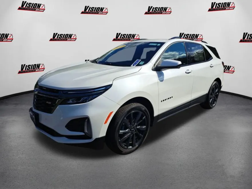 2023 Chevrolet Equinox RS photo 1