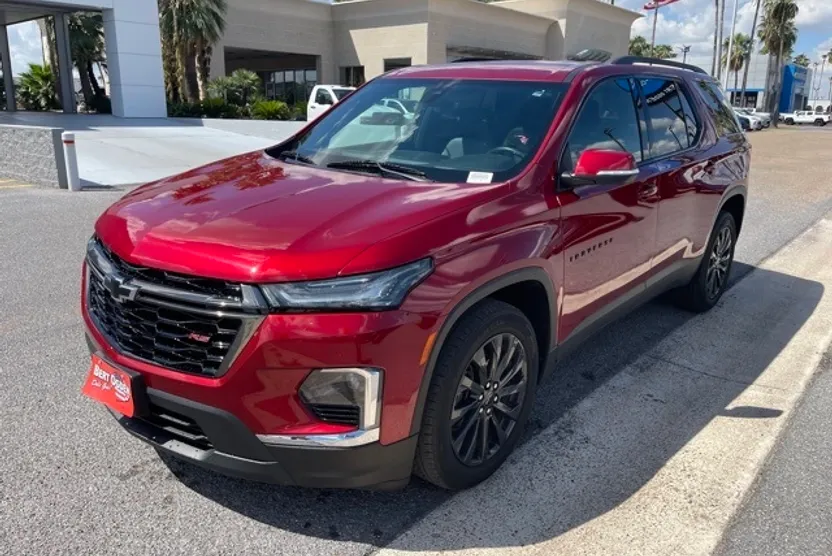 2023 Chevrolet Traverse RS photo 1