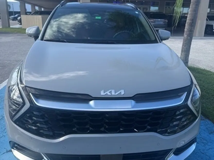 2023 Kia Sportage photo 1