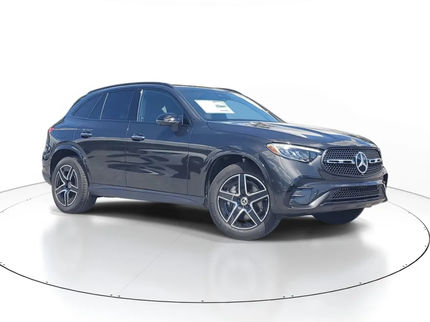 2026 Mercedes Benz GLC 300 4MATIC photo 1