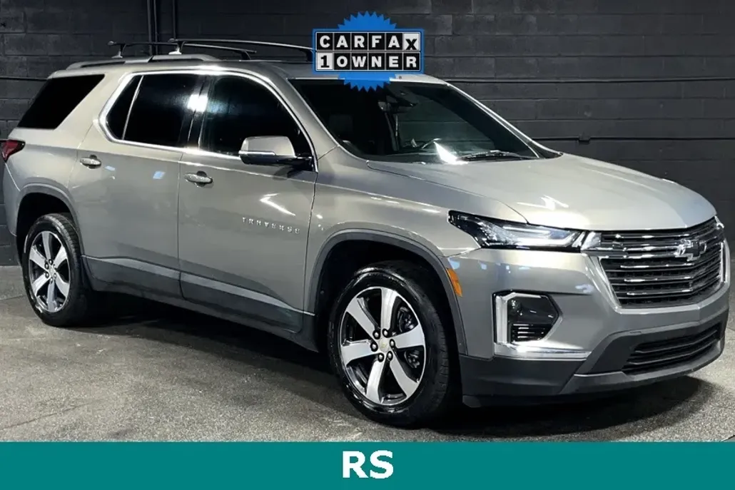 2023 Chevrolet Traverse RS photo 1