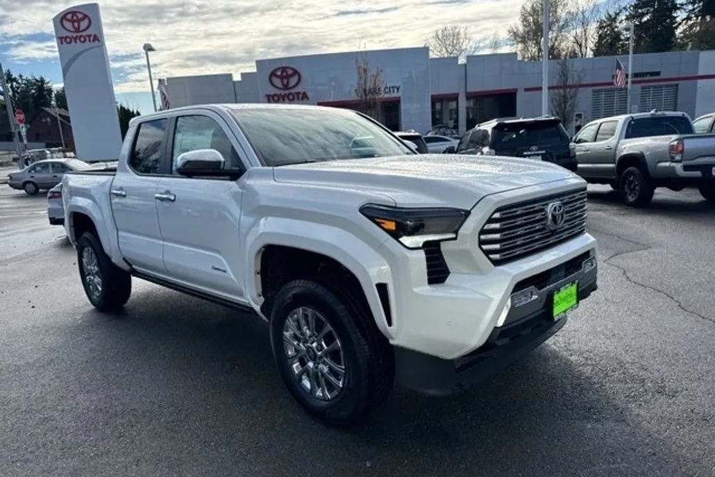 2024 Toyota Tacoma Limited photo 1
