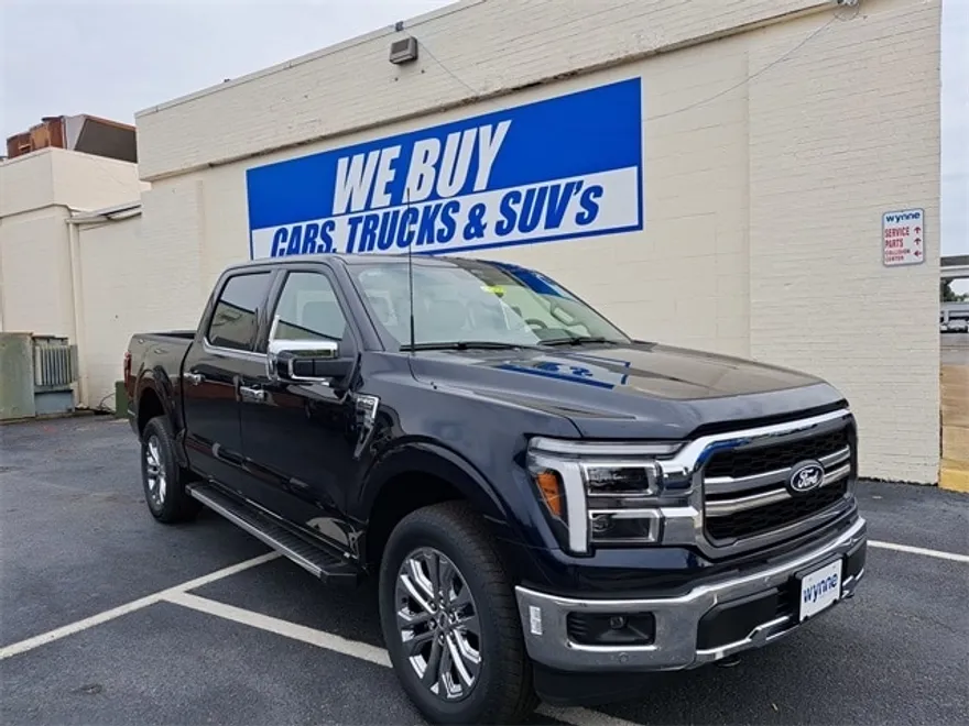 2025 Ford F-150 Lariat photo 1