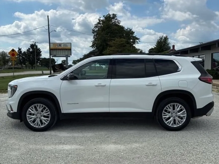 2024 Gmc Acadia Elevation photo 1