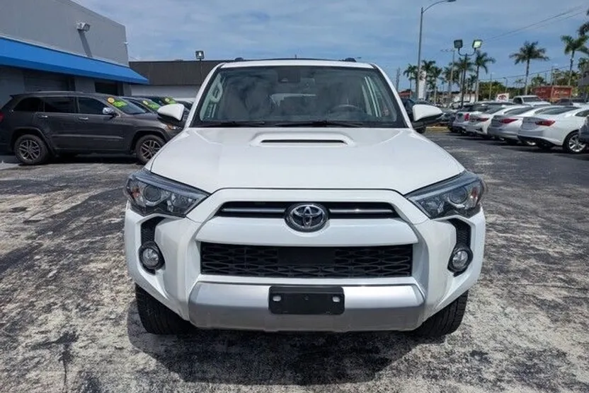 2020 Toyota 4Runner TRD Premium photo 1