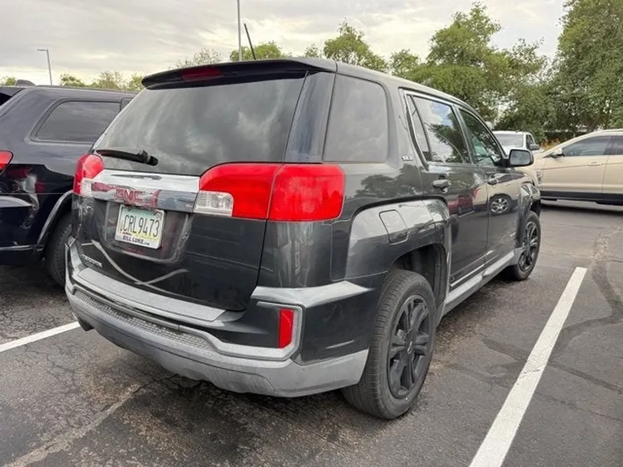 2017 Gmc Terrain SLE photo 1