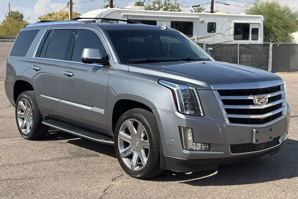 2020 Cadillac Escalade Premium Luxury photo 1