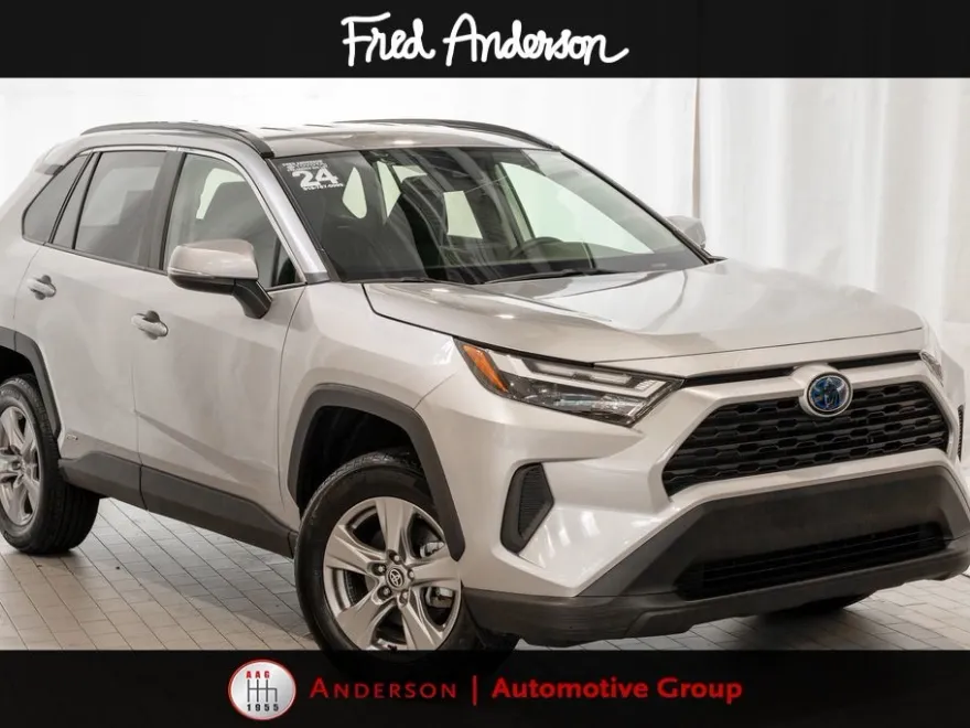2024 Toyota RAV4 Hybrid XLE photo 1