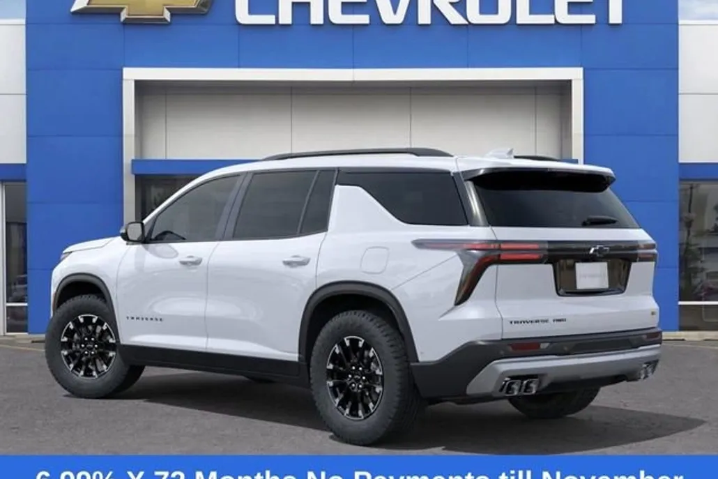 2026 Chevrolet Traverse Z71 photo 1
