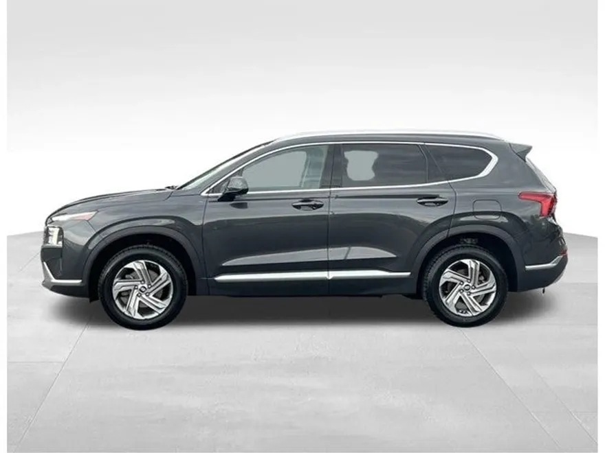 2022 Hyundai Santa Fe SEL photo 1