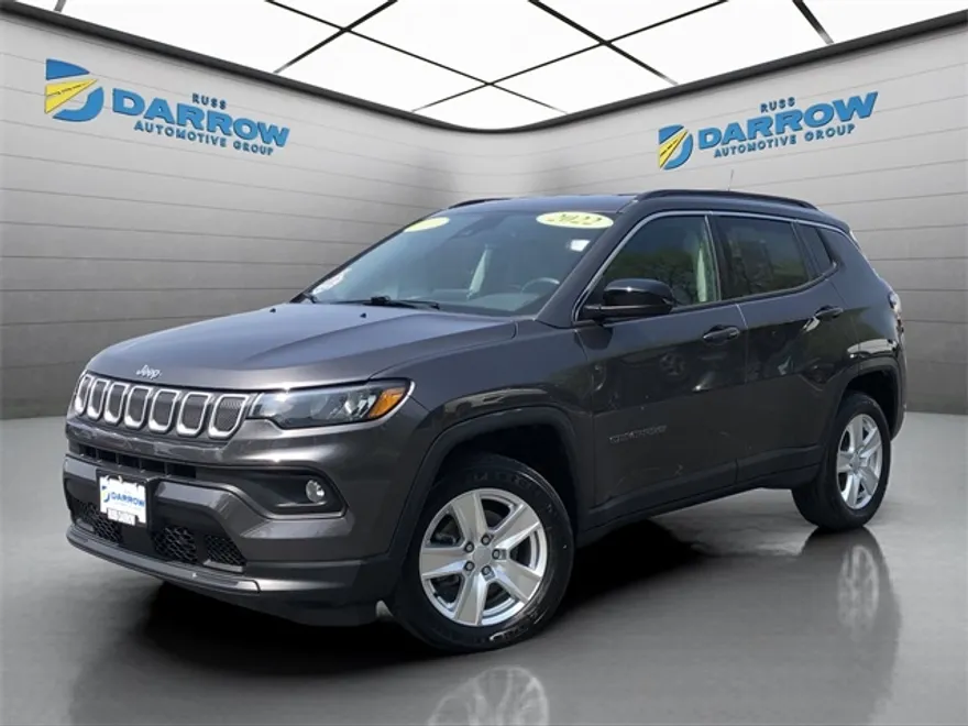 2022 Jeep Compass Latitude photo 1